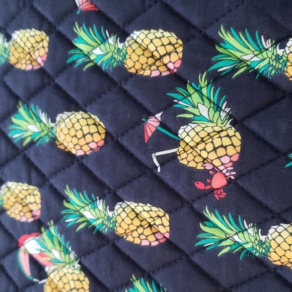 COPY - Vera bradley Hipster in toucan party - Picture 2 of 9